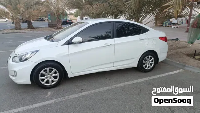 Hyundai Accent 2015 photo 5
