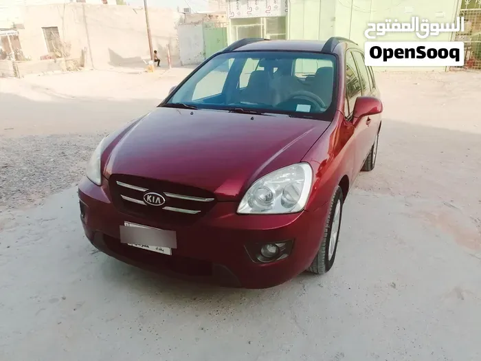 Kia Rondo 2008 photo 3