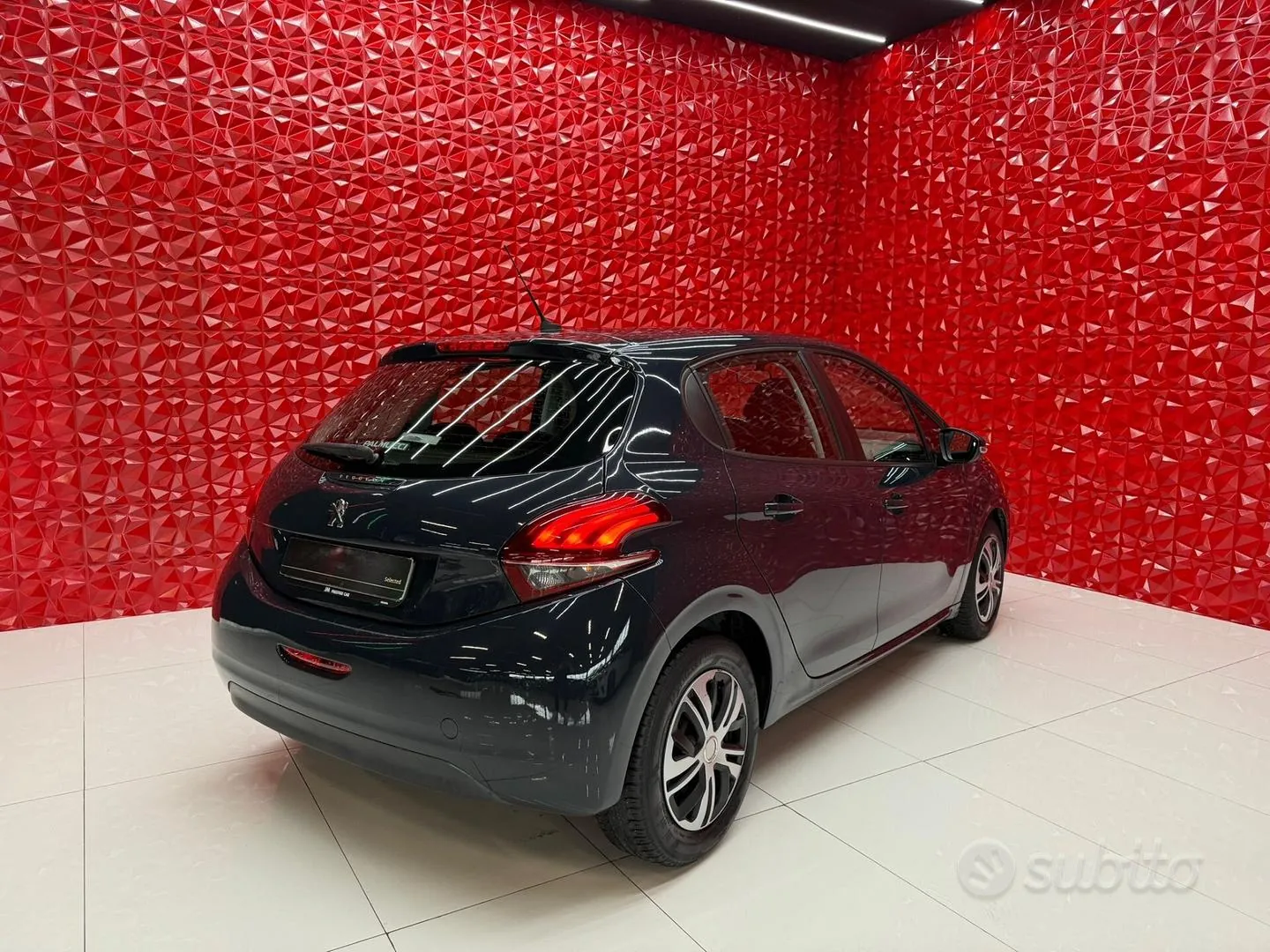 Peugeot 208 2019 photo 4