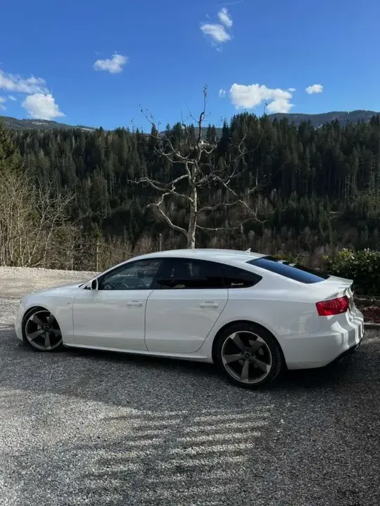 Audi A5 2015 photo 2