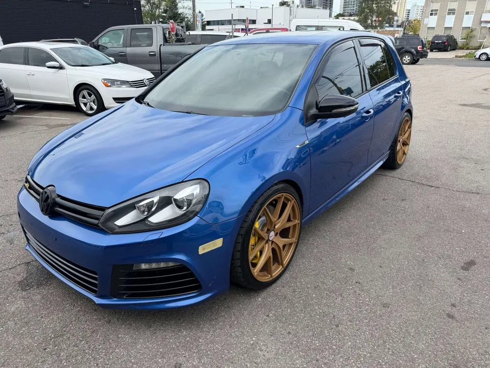 Volkswagen Golf R