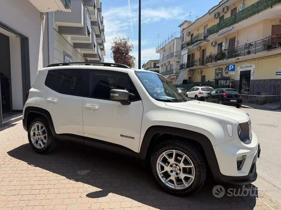Jeep Renegade 2022 photo 2