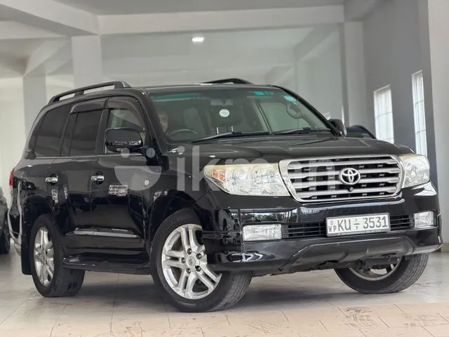 Toyota Land Cruiser 2011 photo 2