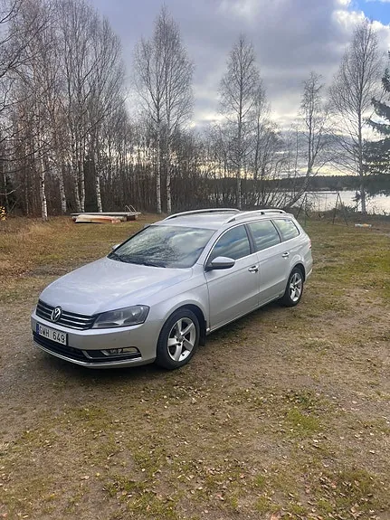 Volkswagen Passat 2011 photo 4