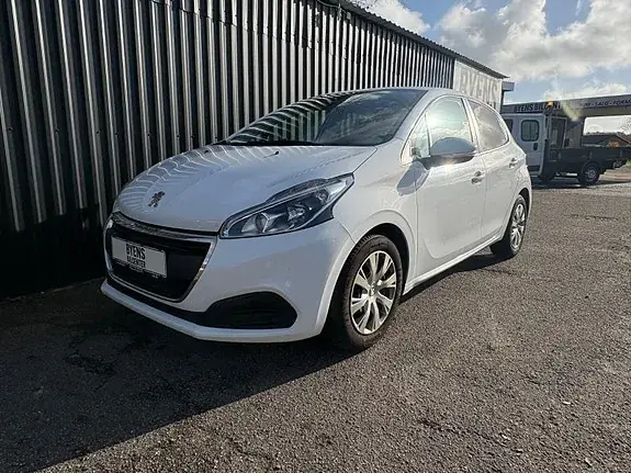 Peugeot 208 2018 photo 5
