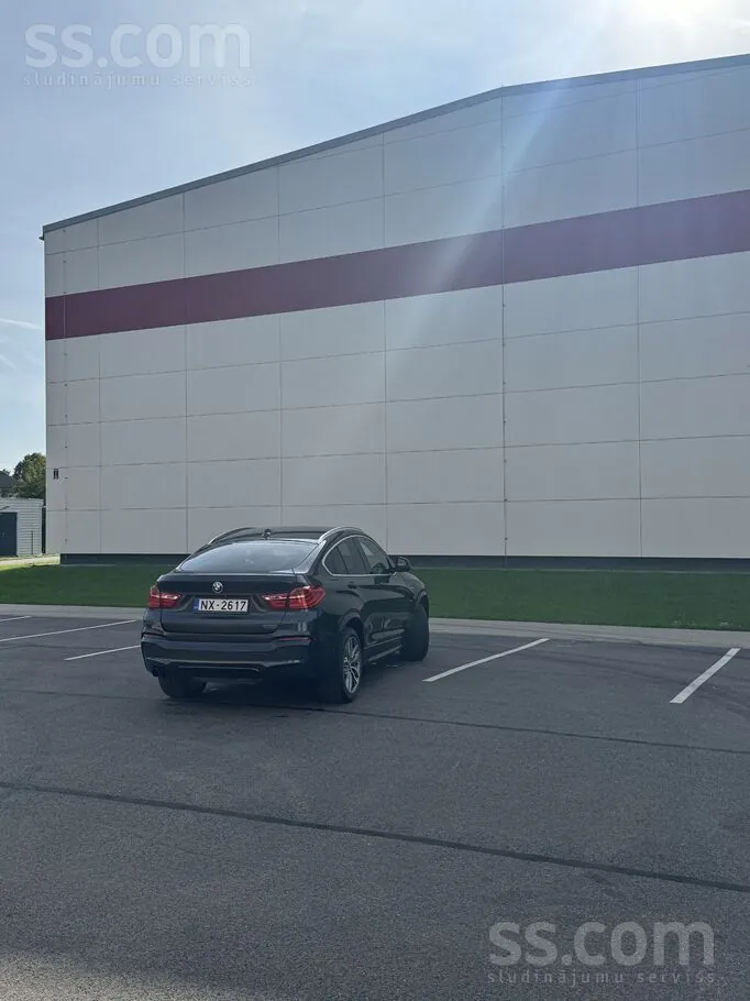 BMW X4 2014 photo 2