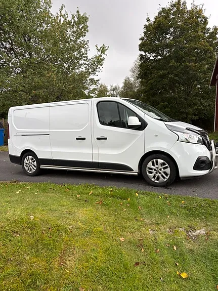 Nissan Nv300 2017 photo 3