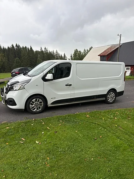 Nissan Nv300
