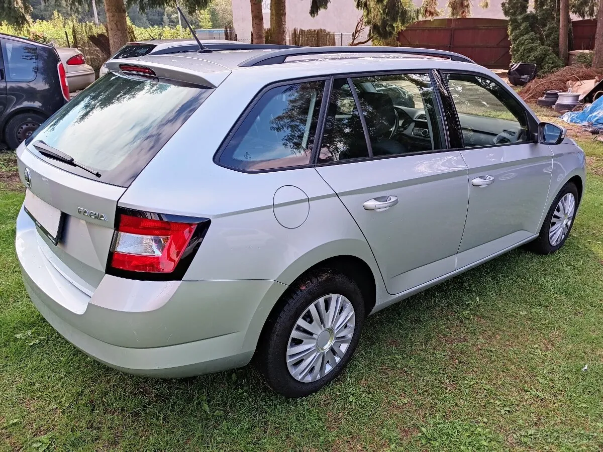 Skoda Fabia 2019 photo 4