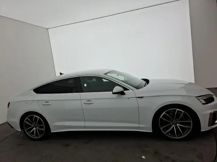 Audi A5 2022 photo 4