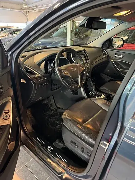 Hyundai Santa Fe 2018 photo 2