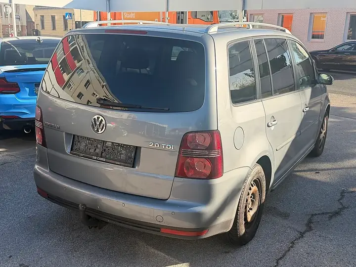Volkswagen Touran 2008 photo 3