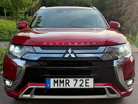 Mitsubishi Outlander 2020 photo 2