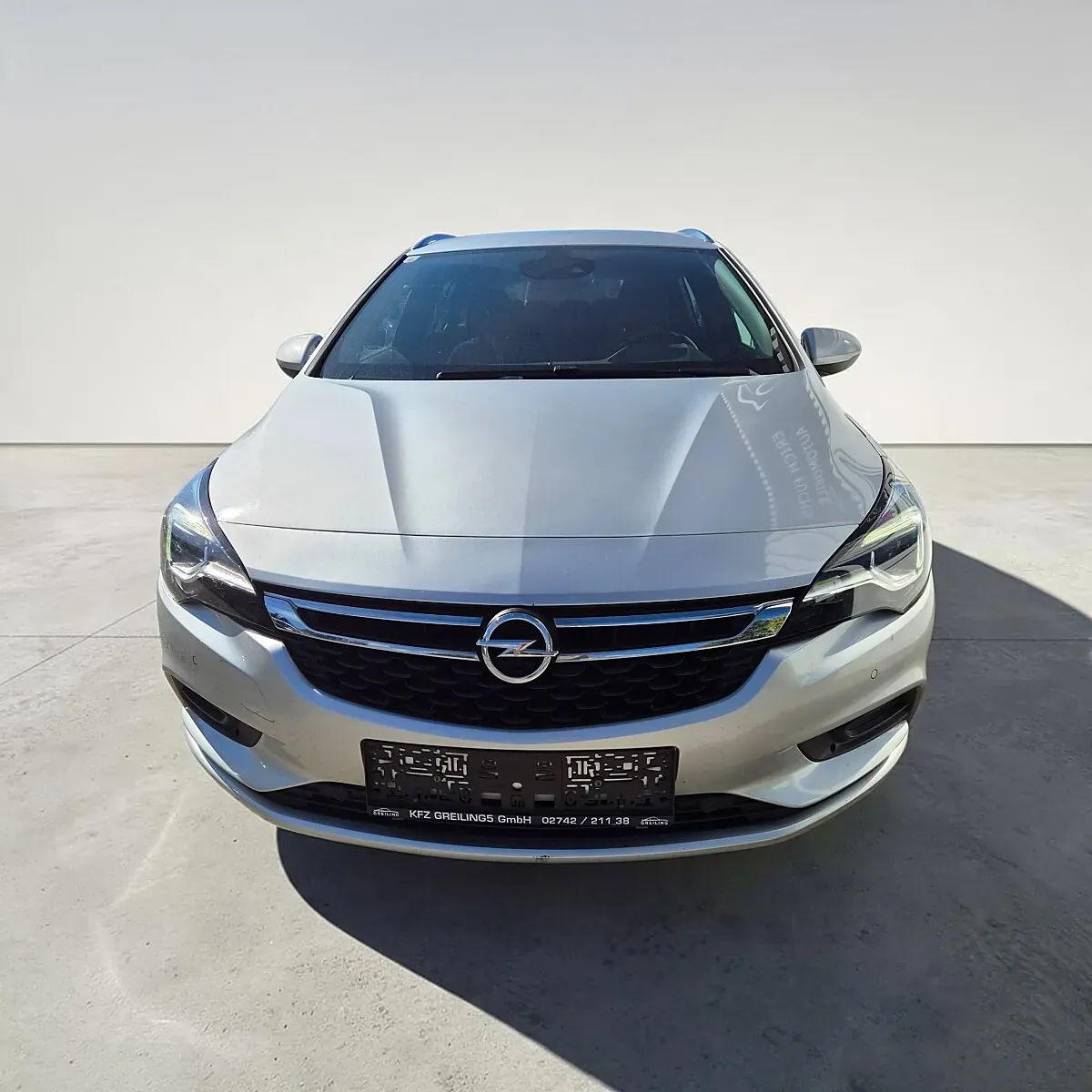 Opel Astra 2019 photo 2