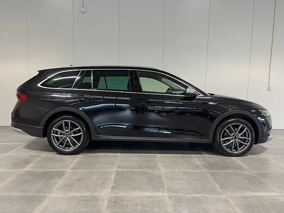 Skoda Octavia 2021 photo 2