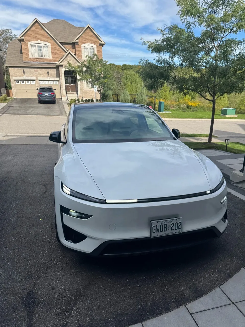 Tesla Model Y 2026 photo 3