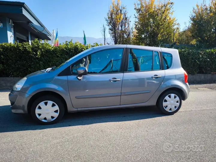 Renault Modus 2009 photo 3