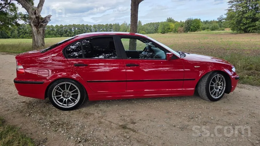 BMW 330 2002 photo 4