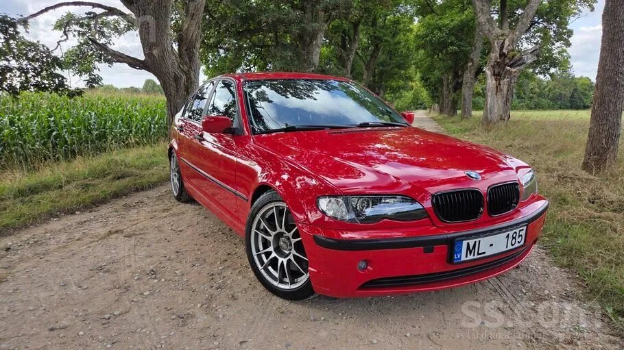 BMW 330 2002 photo 2