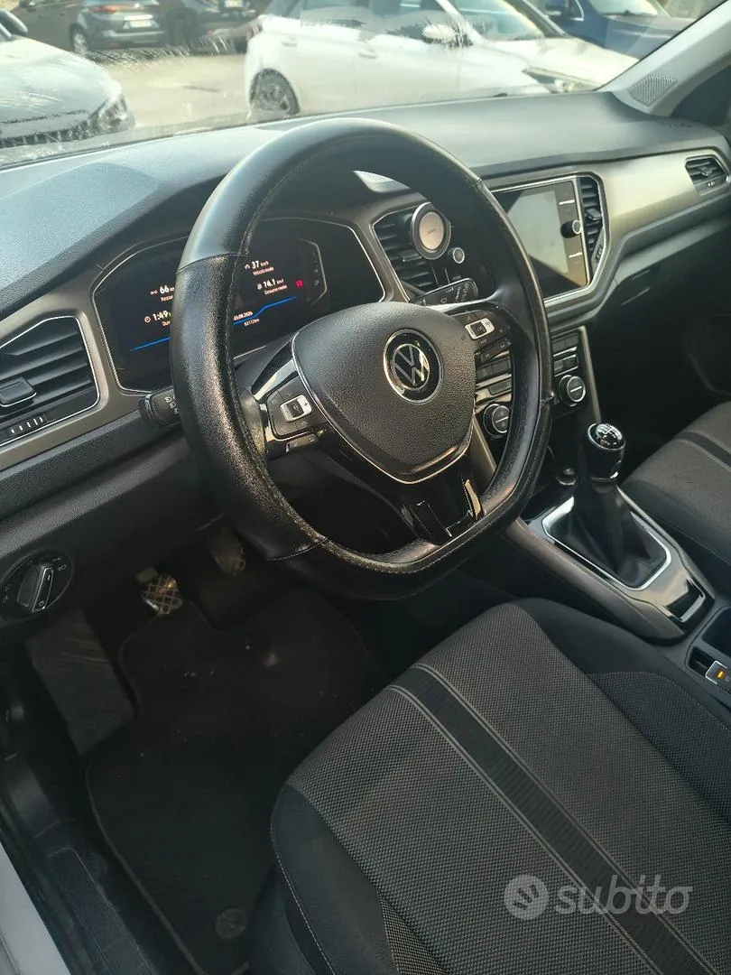 Volkswagen T-Roc 2020 photo 4