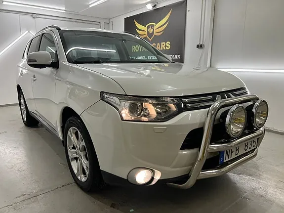 Mitsubishi Outlander 2013 photo 2