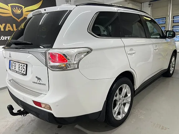 Mitsubishi Outlander 2013 photo 3