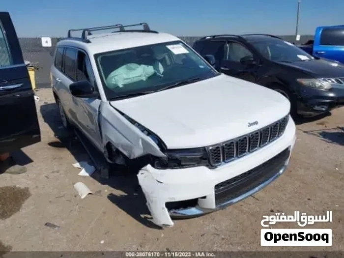 Jeep Grand Cherokee 2023 photo 3