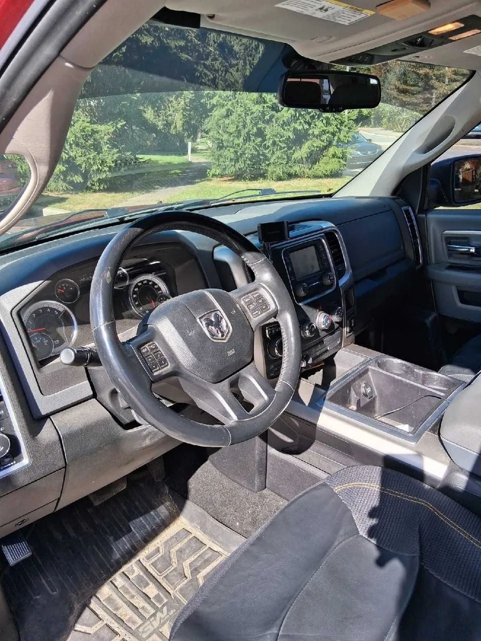 Ram 1500 2014 photo 3