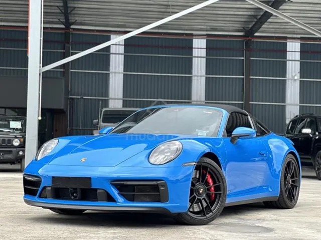 Porsche 911 Targa 4 Gts