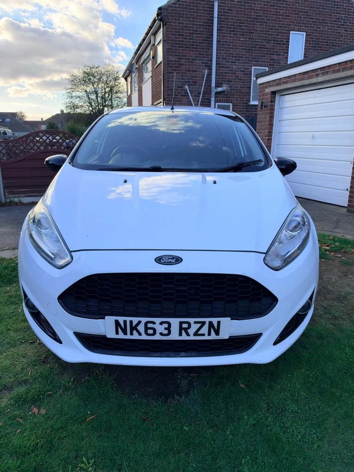 Ford Fiesta 2013 photo 2