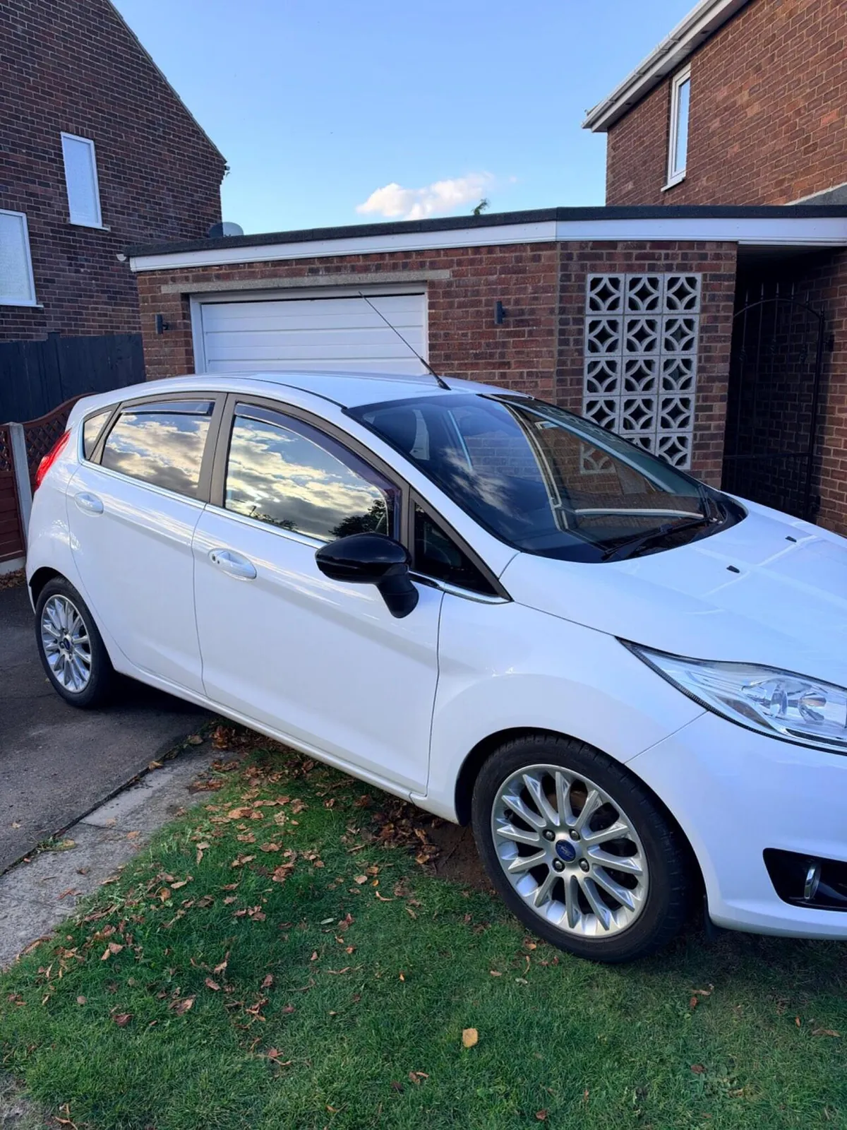 Ford Fiesta 2013 photo 4