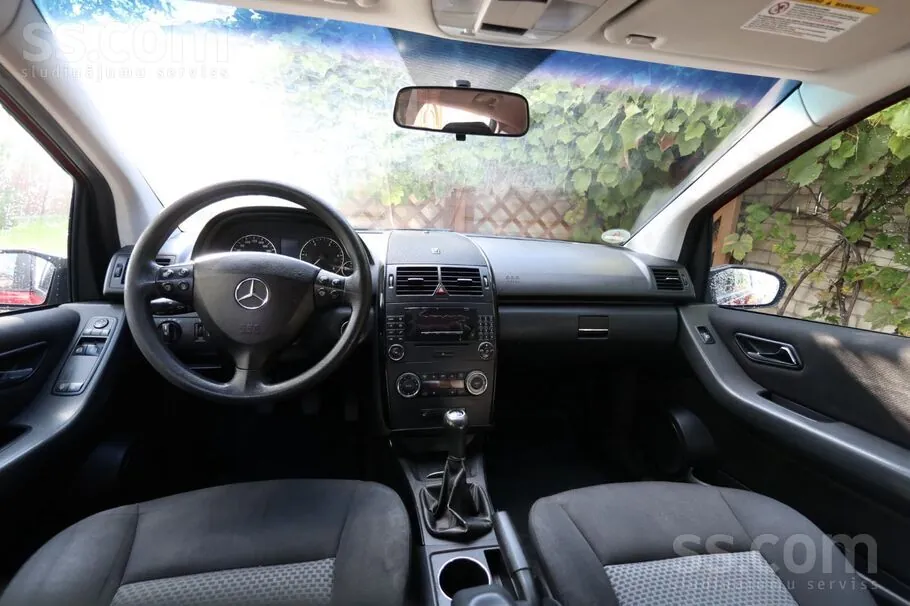 Mercedes-Benz A180 2005 photo 5