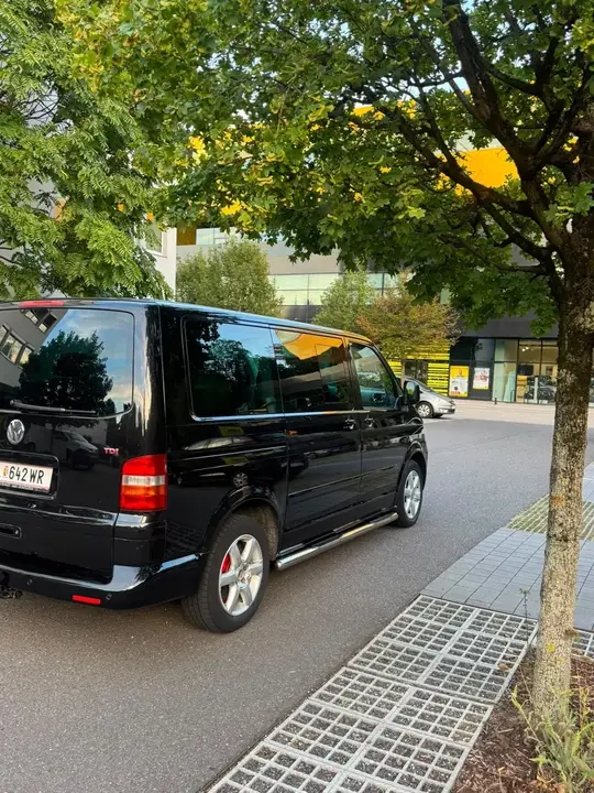 Volkswagen Multivan 2008 photo 3
