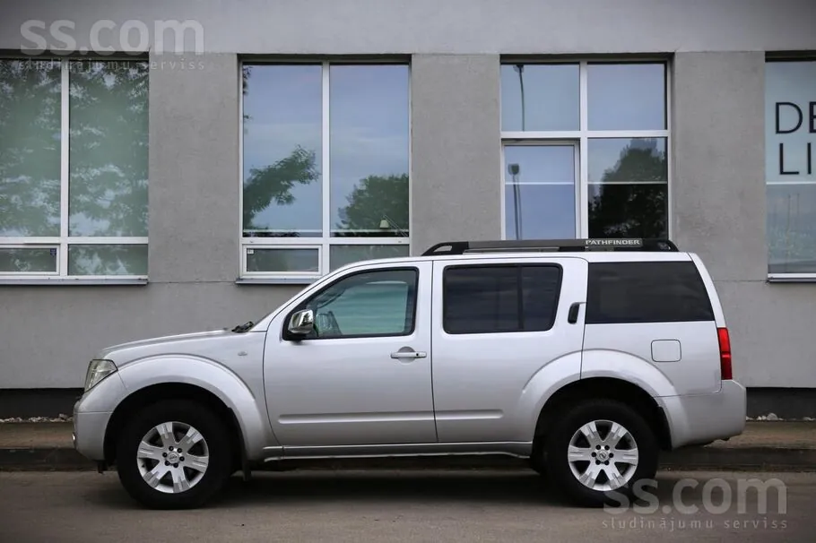 Nissan Pathfinder 2007 photo 2