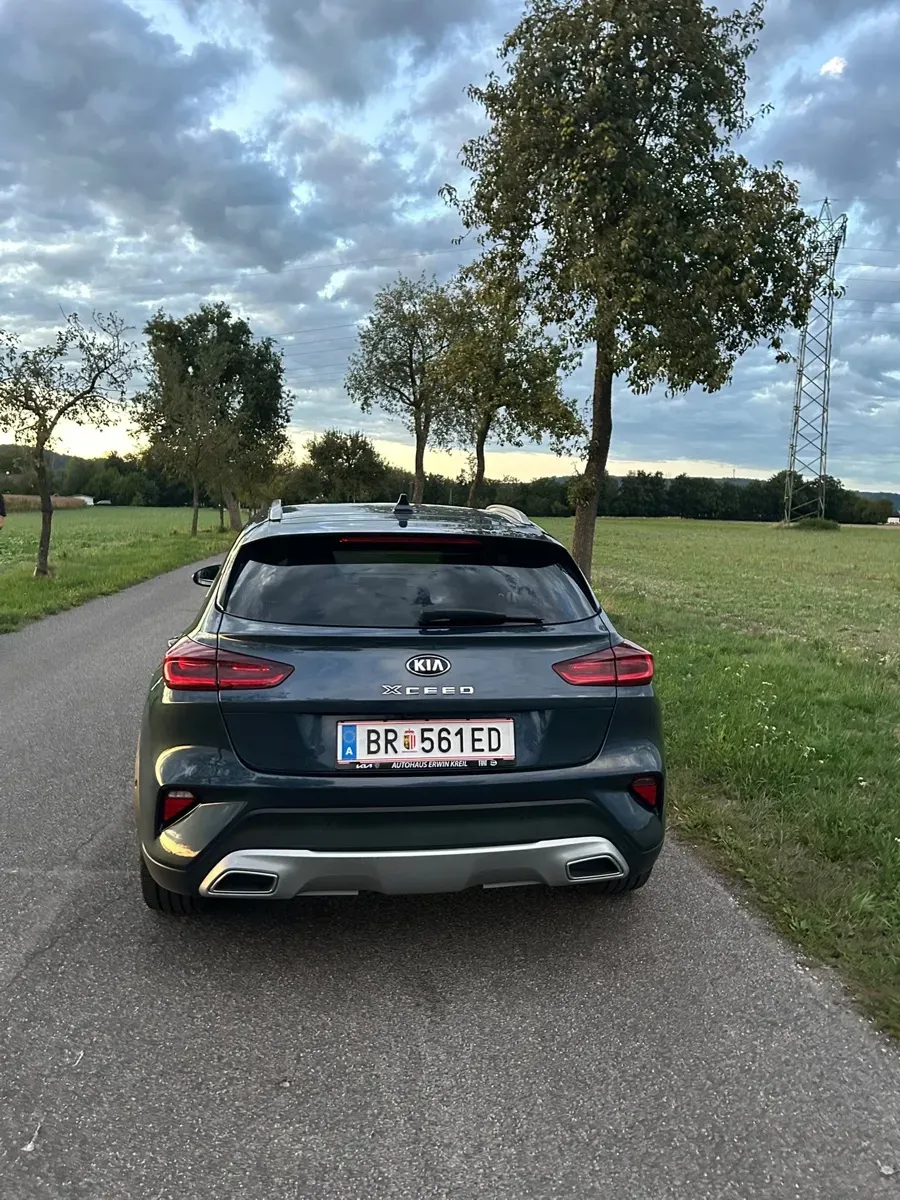 Kia Xceed 2019 photo 2