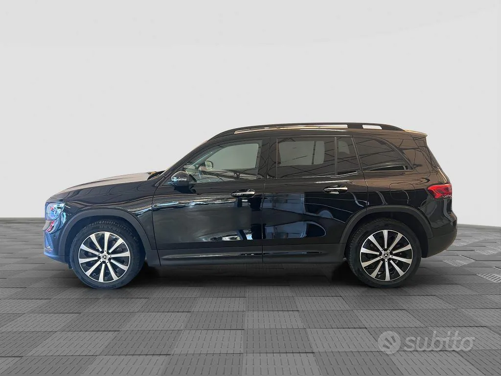 Mercedes-Benz Glb 2022 photo 2