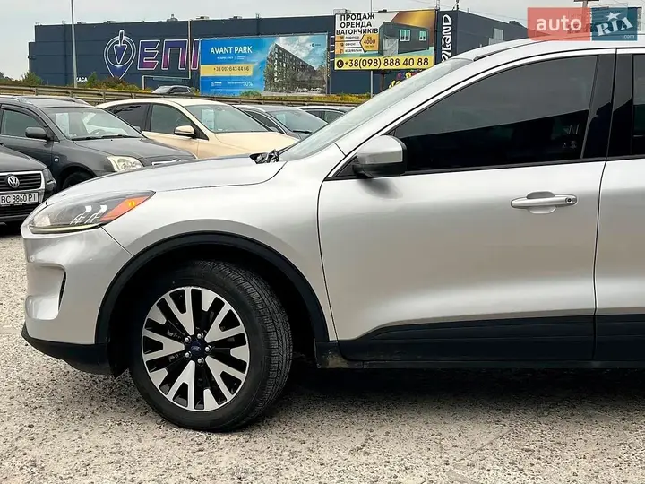Ford Escape 2020 photo 4