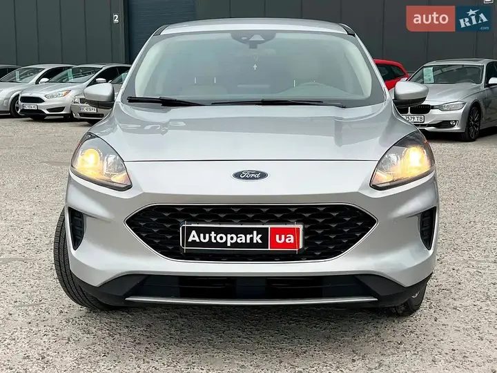 Ford Escape 2020 photo 2
