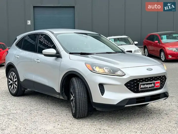Ford Escape 2020 photo 3