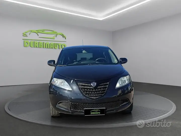 Lancia Ypsilon 2016 photo 2