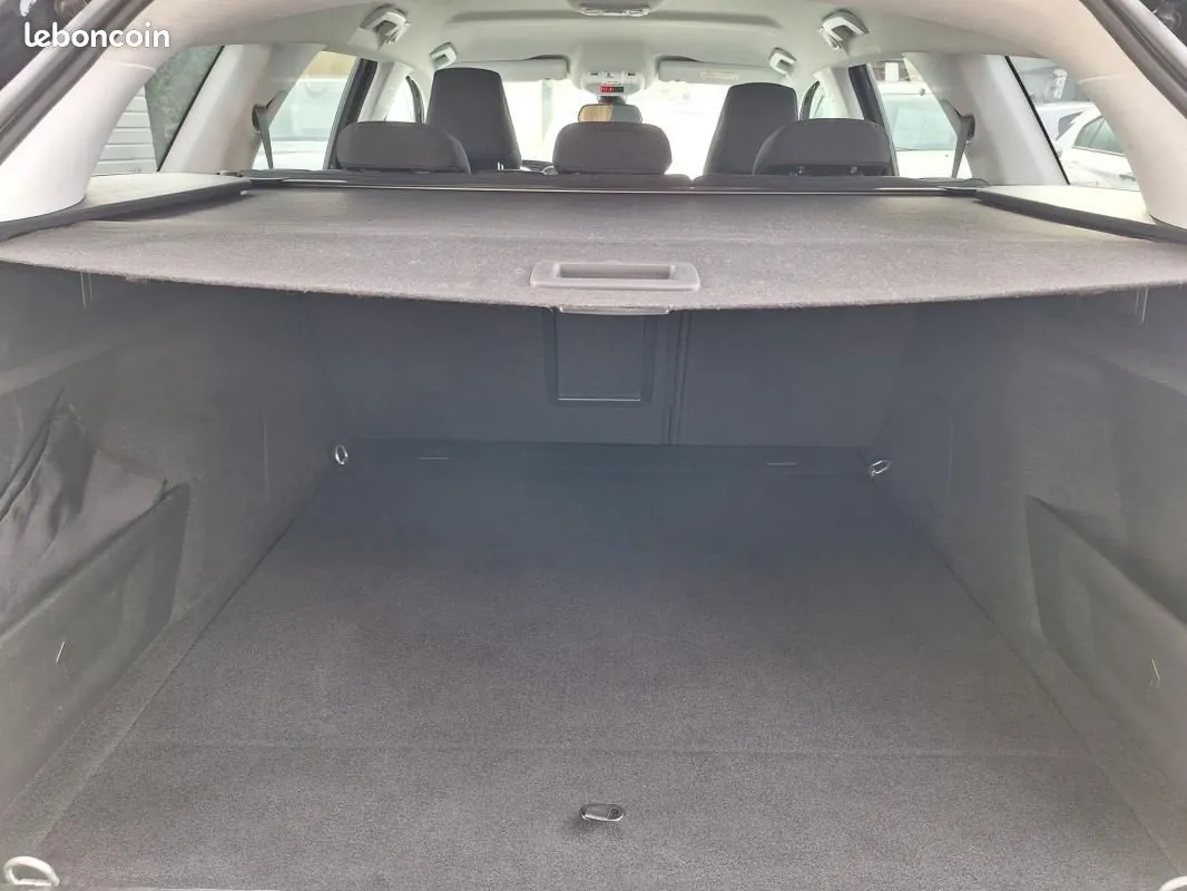 Peugeot 308 2020 photo 4