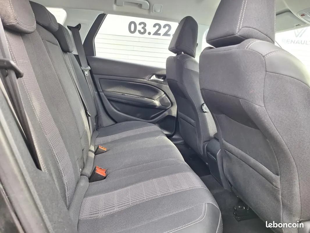 Peugeot 308 2020 photo 3