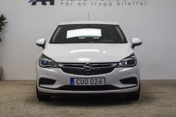 Opel Astra 2018 photo 4