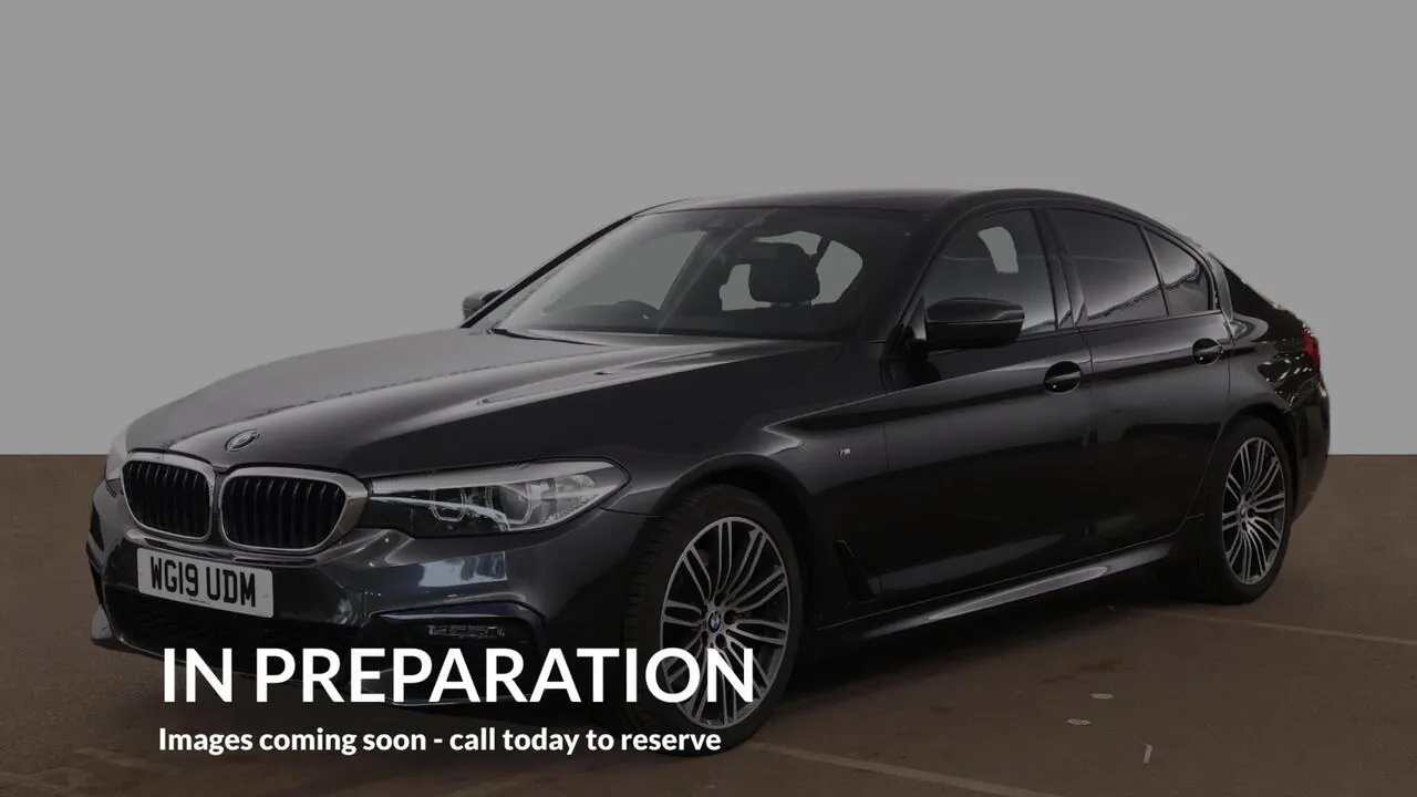 BMW 5 Series 2019 photo 2