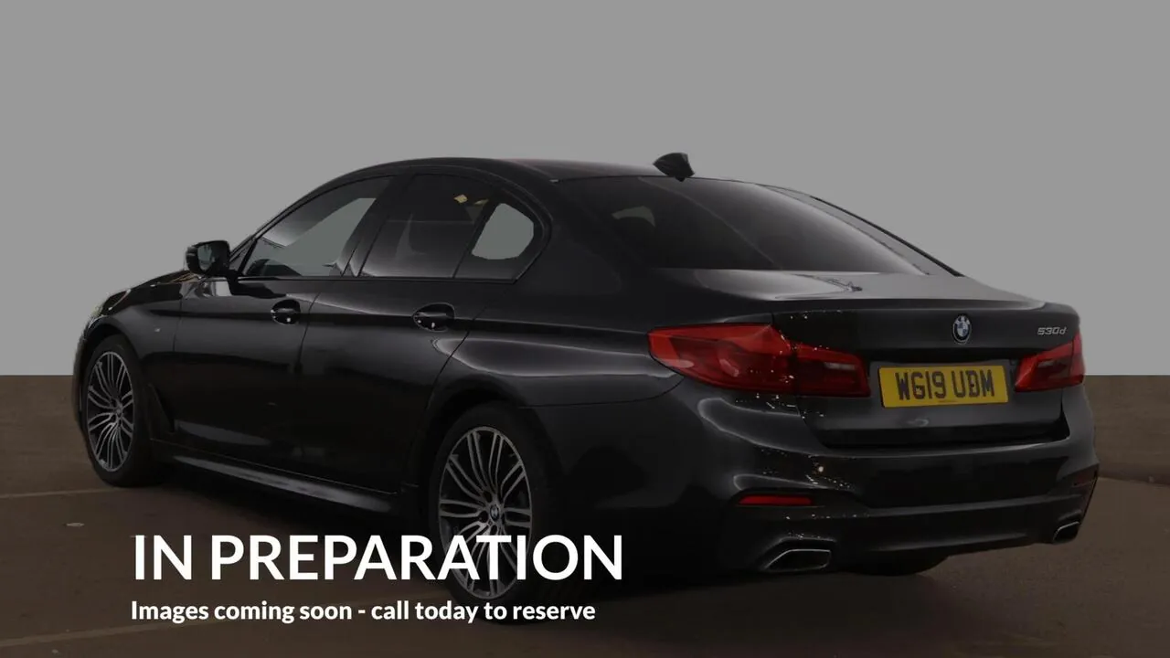 BMW 5 Series 2019 photo 3