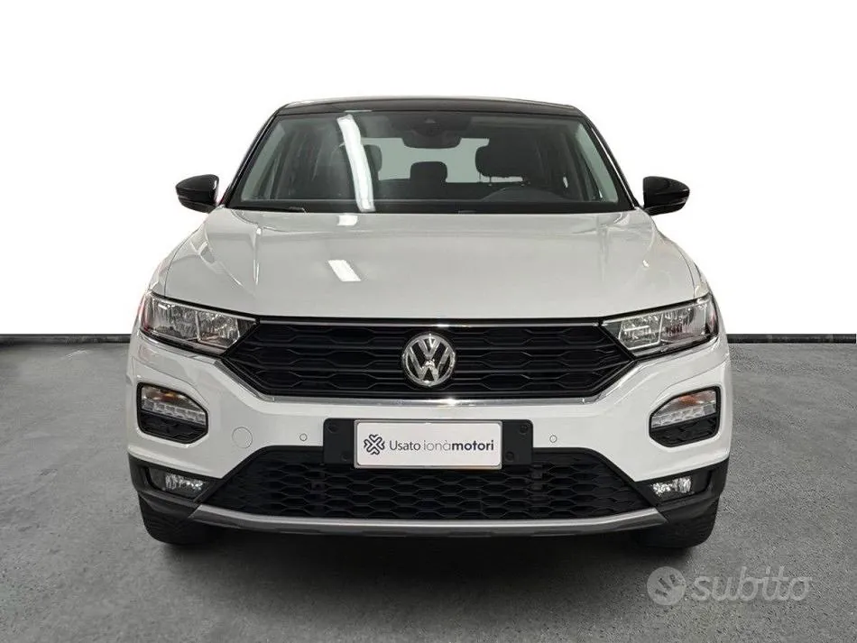 Volkswagen T-Roc 2019 photo 2