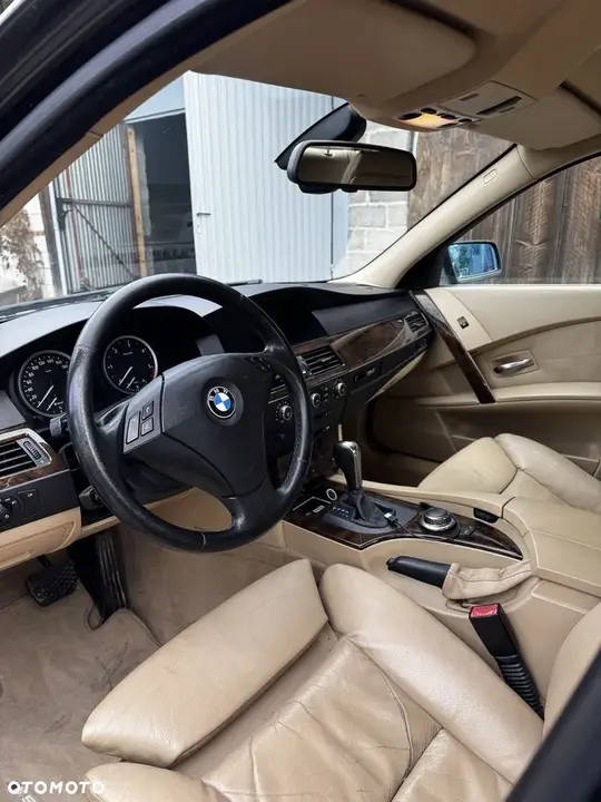 BMW 5 Series 2006 photo 4