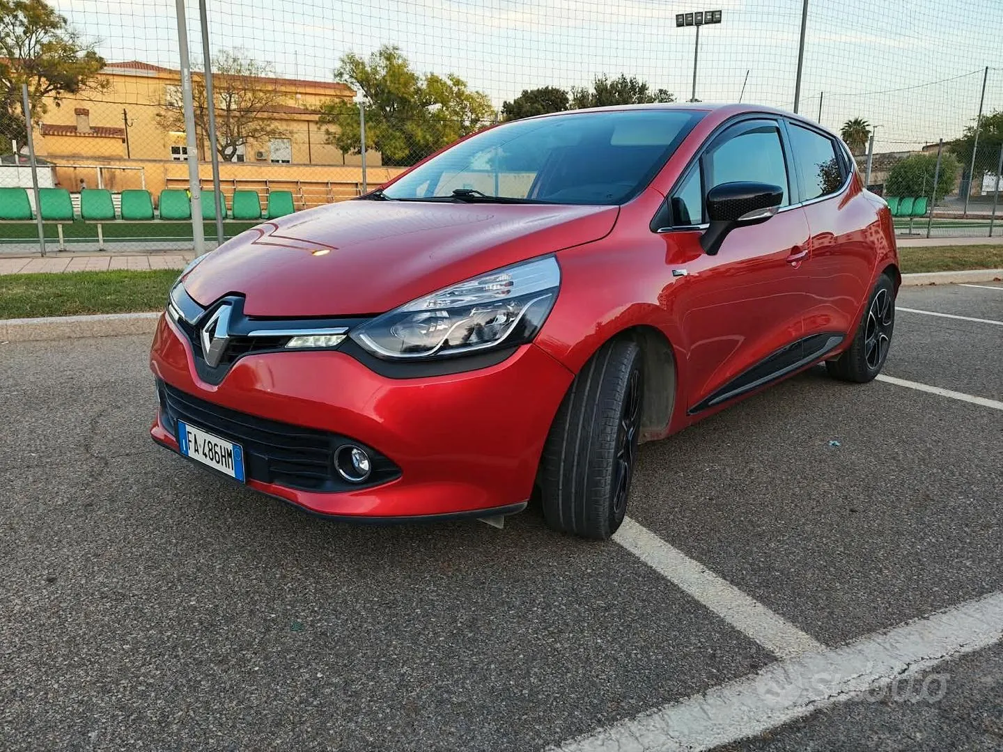 Renault Clio 2015 photo 3