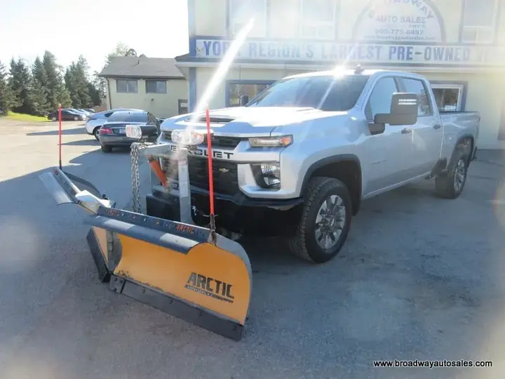 Chevrolet Silverado 2500 2023 photo 2