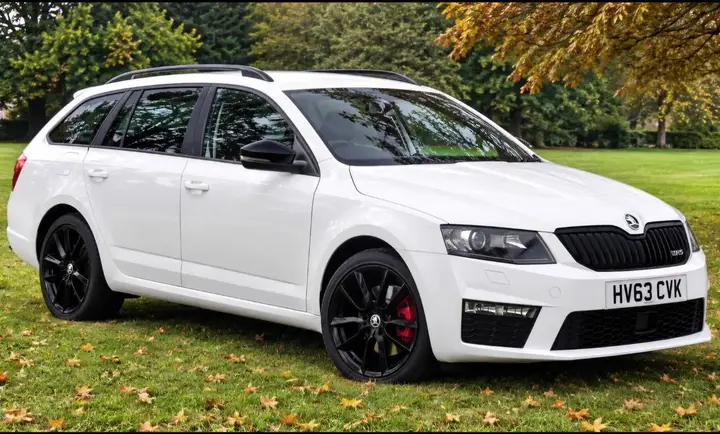Skoda Octavia 2013 photo 2